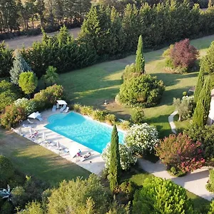 Mas Les Fleurs D'hilaire Bed & Breakfast
